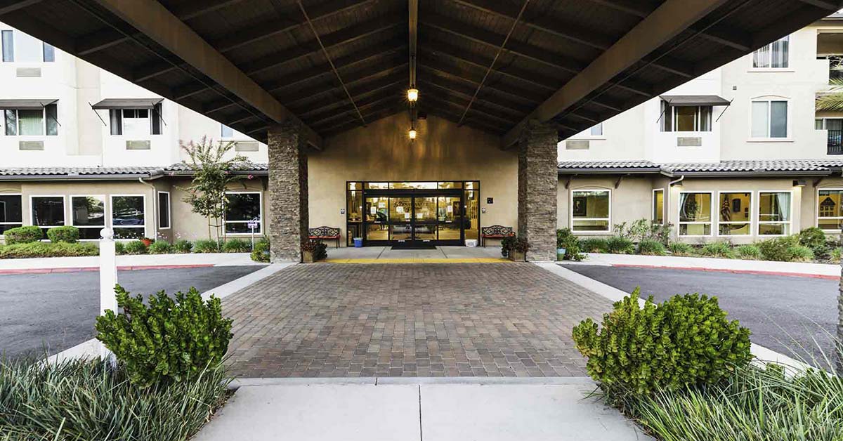 Senior Living Photo Gallery | WellQuest of Murrieta